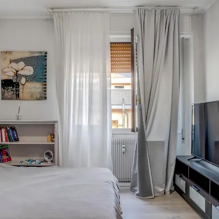 Appartement Hosting Studio - 5 Sondrio
